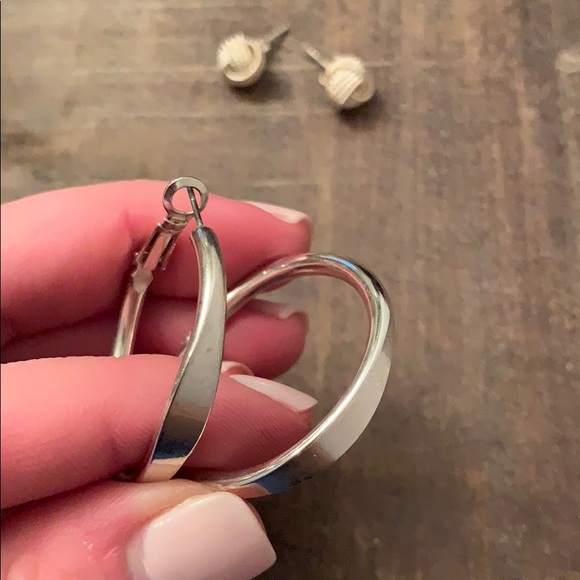 Earring bundle!!! - Picture 3 of 7